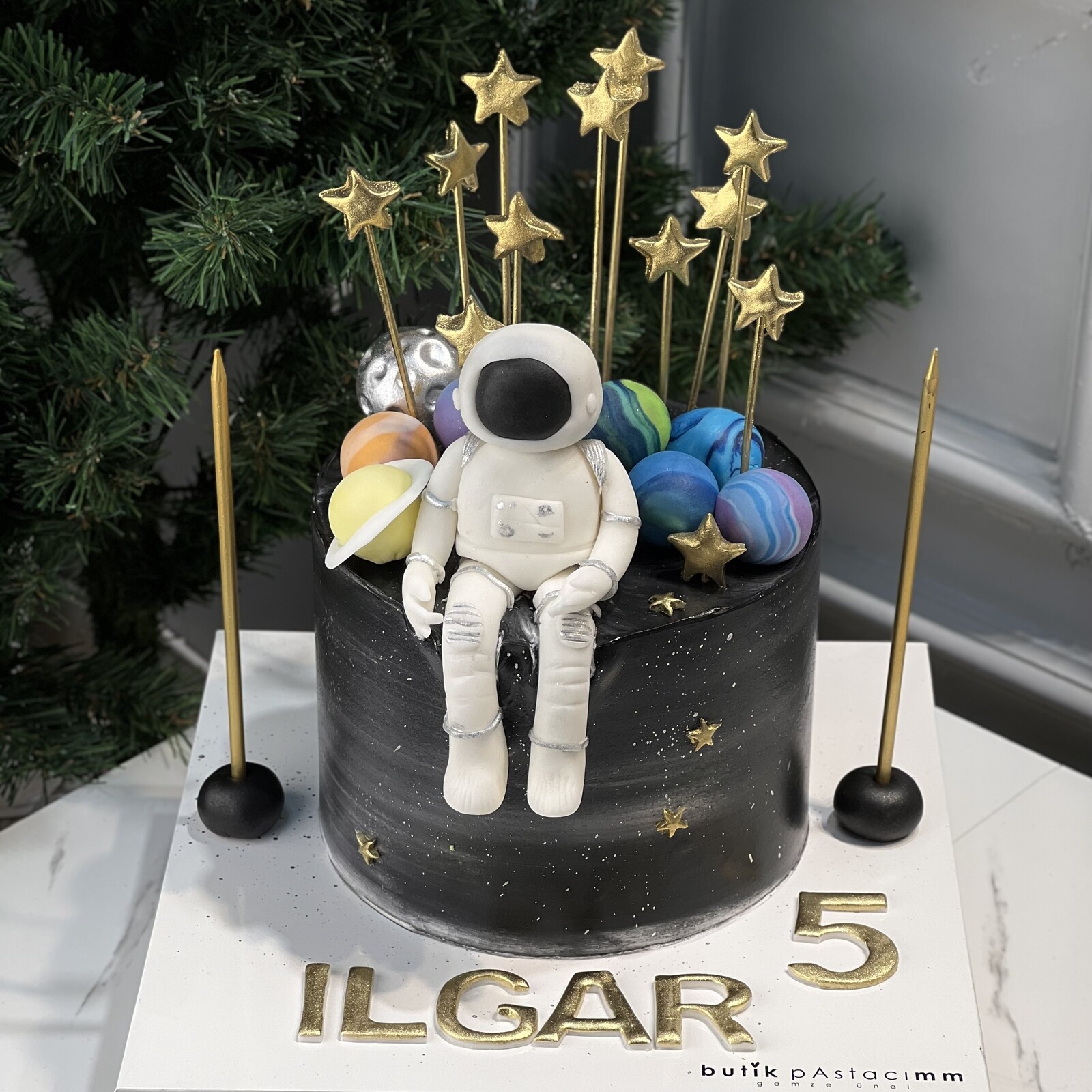 Astronot Gezegenli Çocuk Pastası