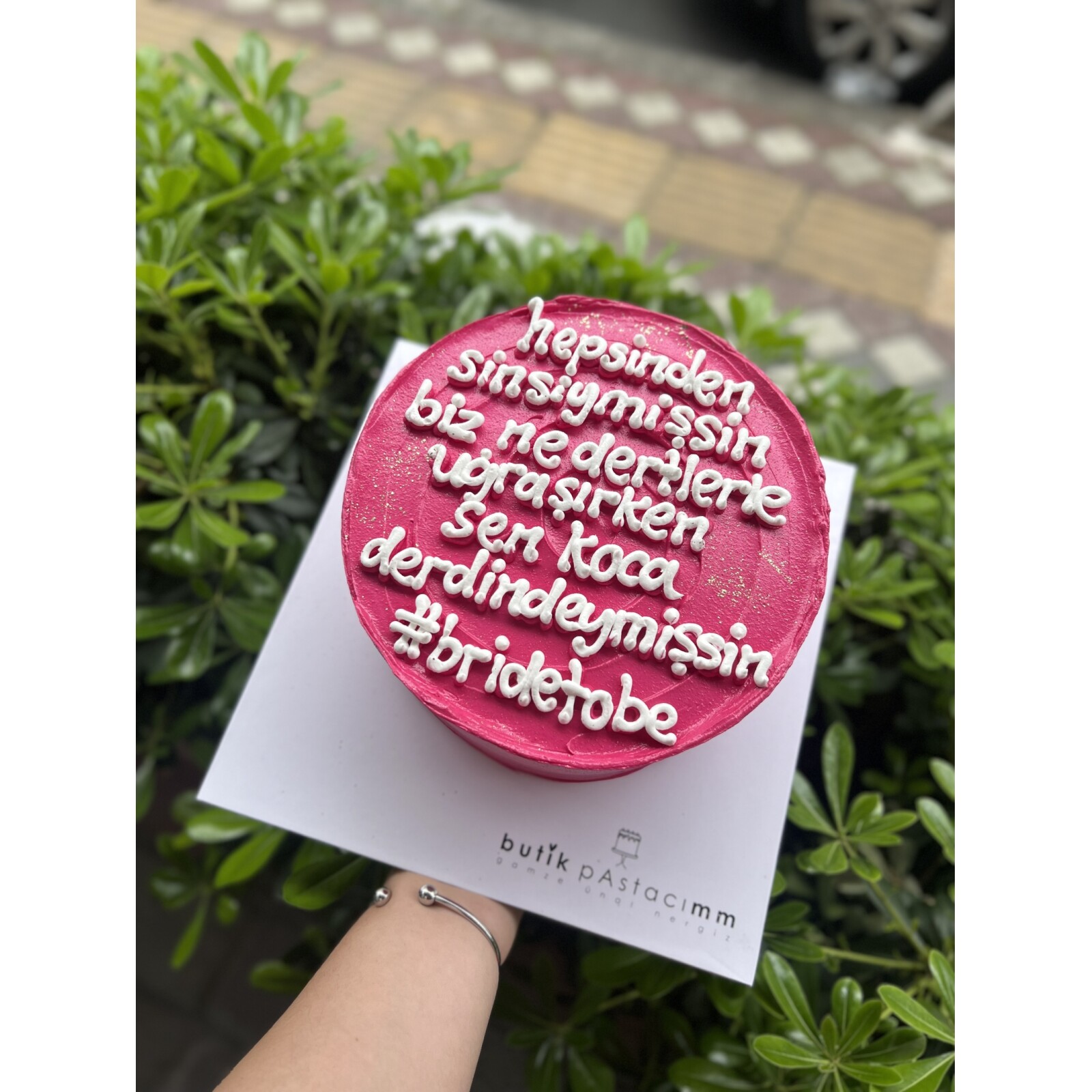 Bekarlığa Veda Yazılı Komik Pasta