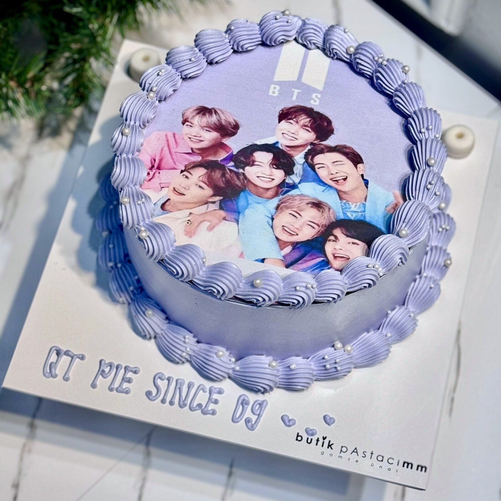 BTS Resim Baskılı Pasta