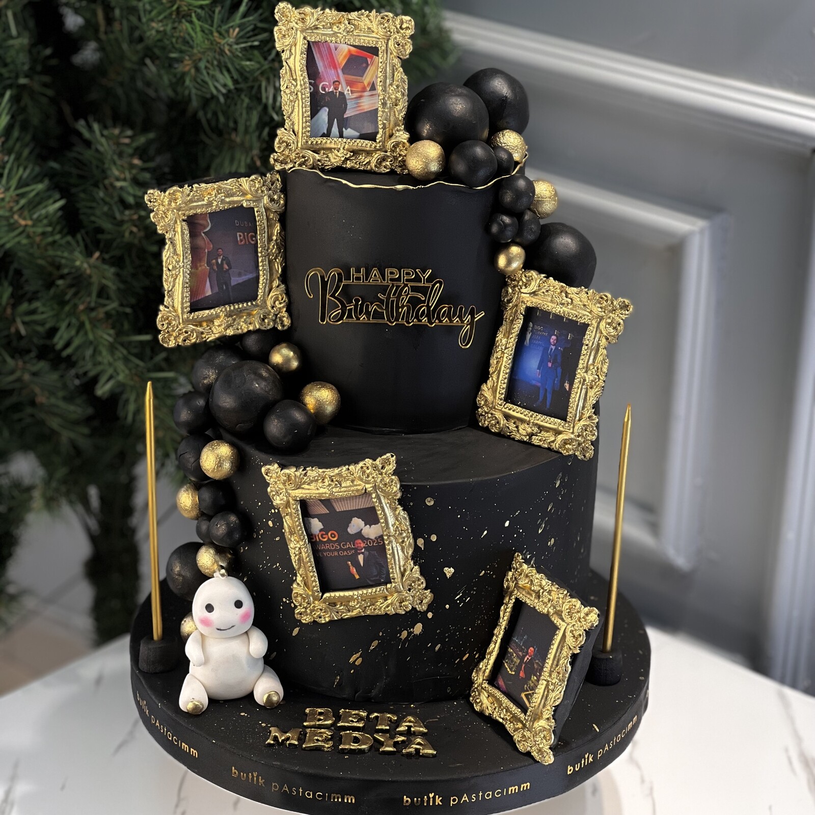 Fotoğraf Çerçeveli Kişiye Özel Pasta