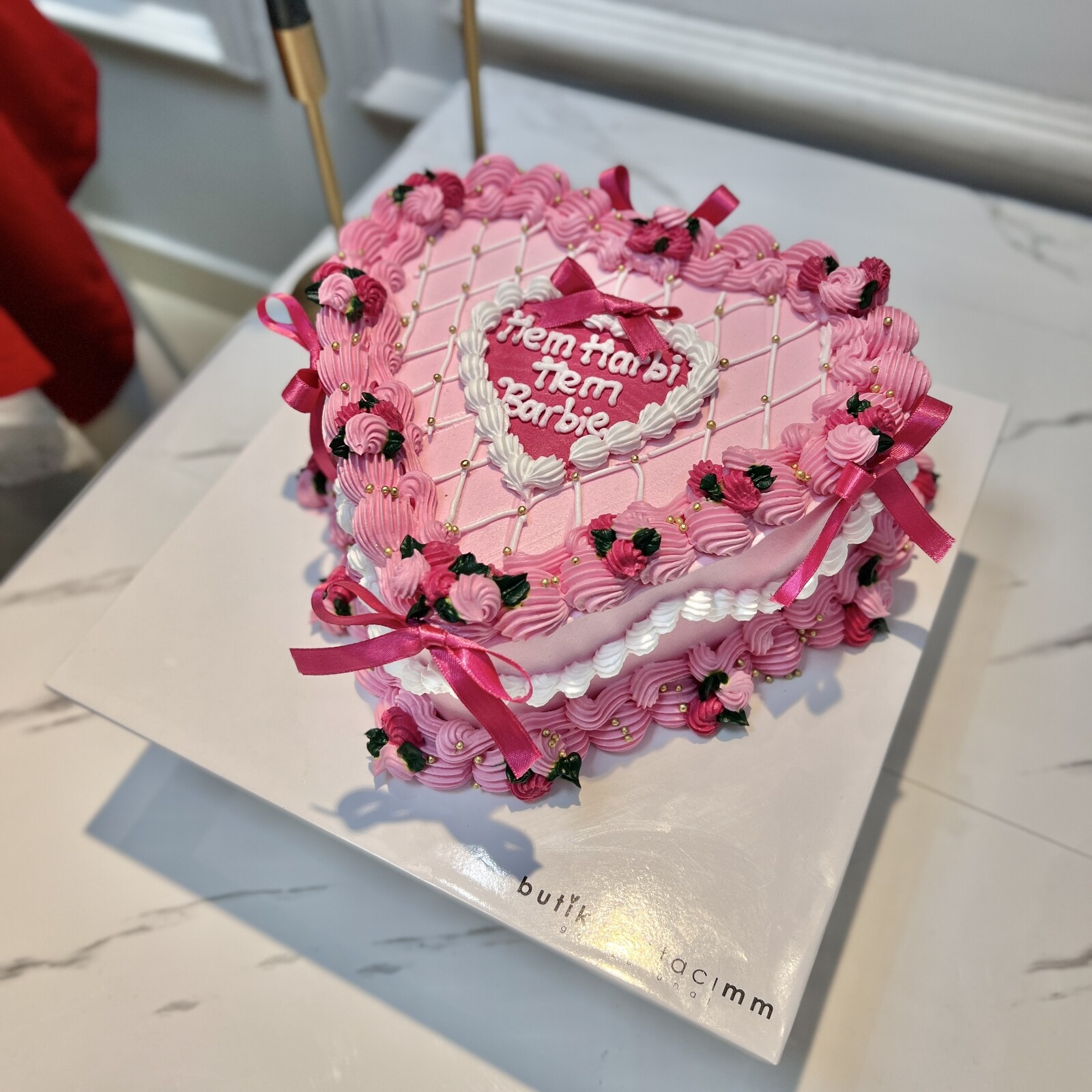 Hem Harbi Hem Barbie Yazılı Vintage Pasta