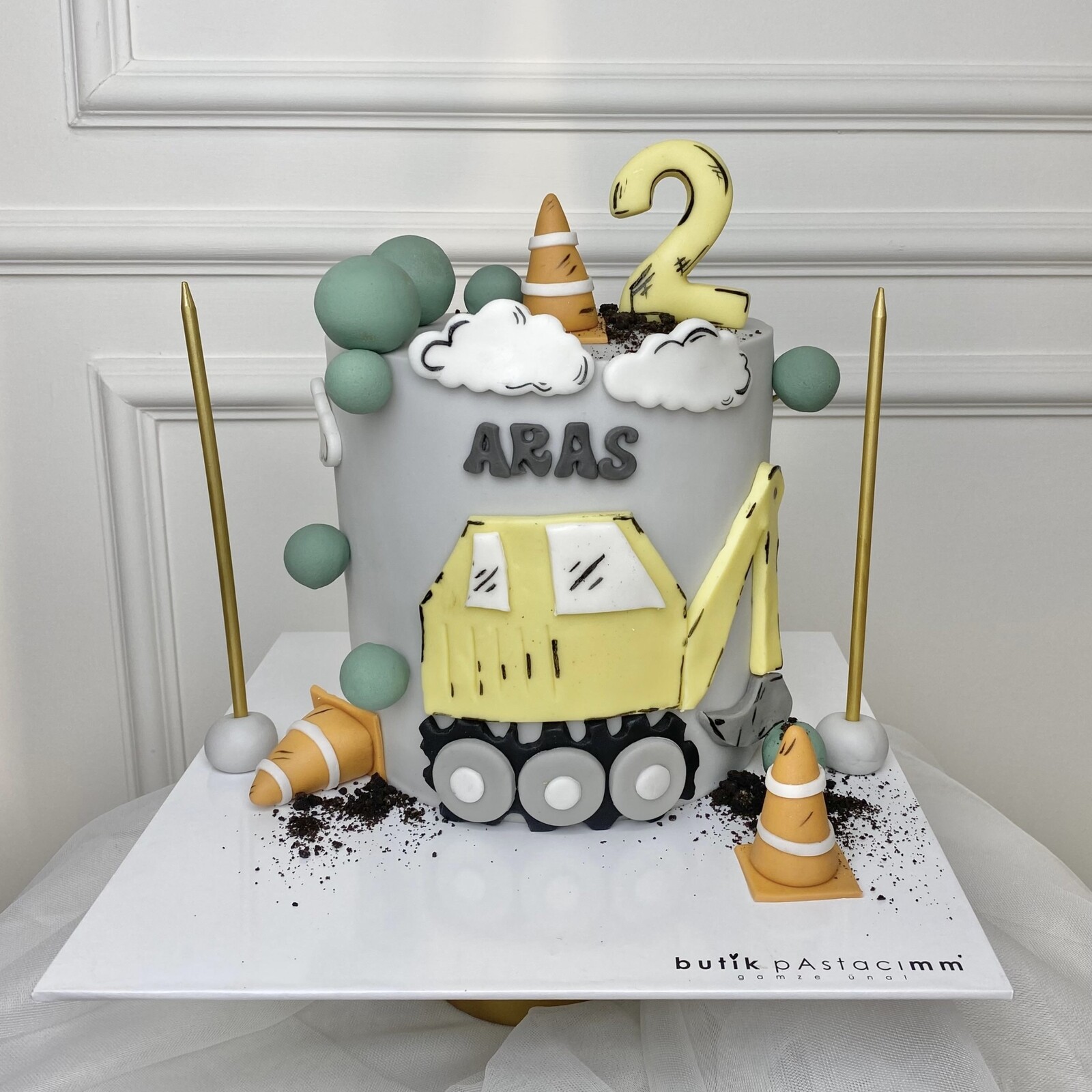 İş Makineli Çocuk Pastası