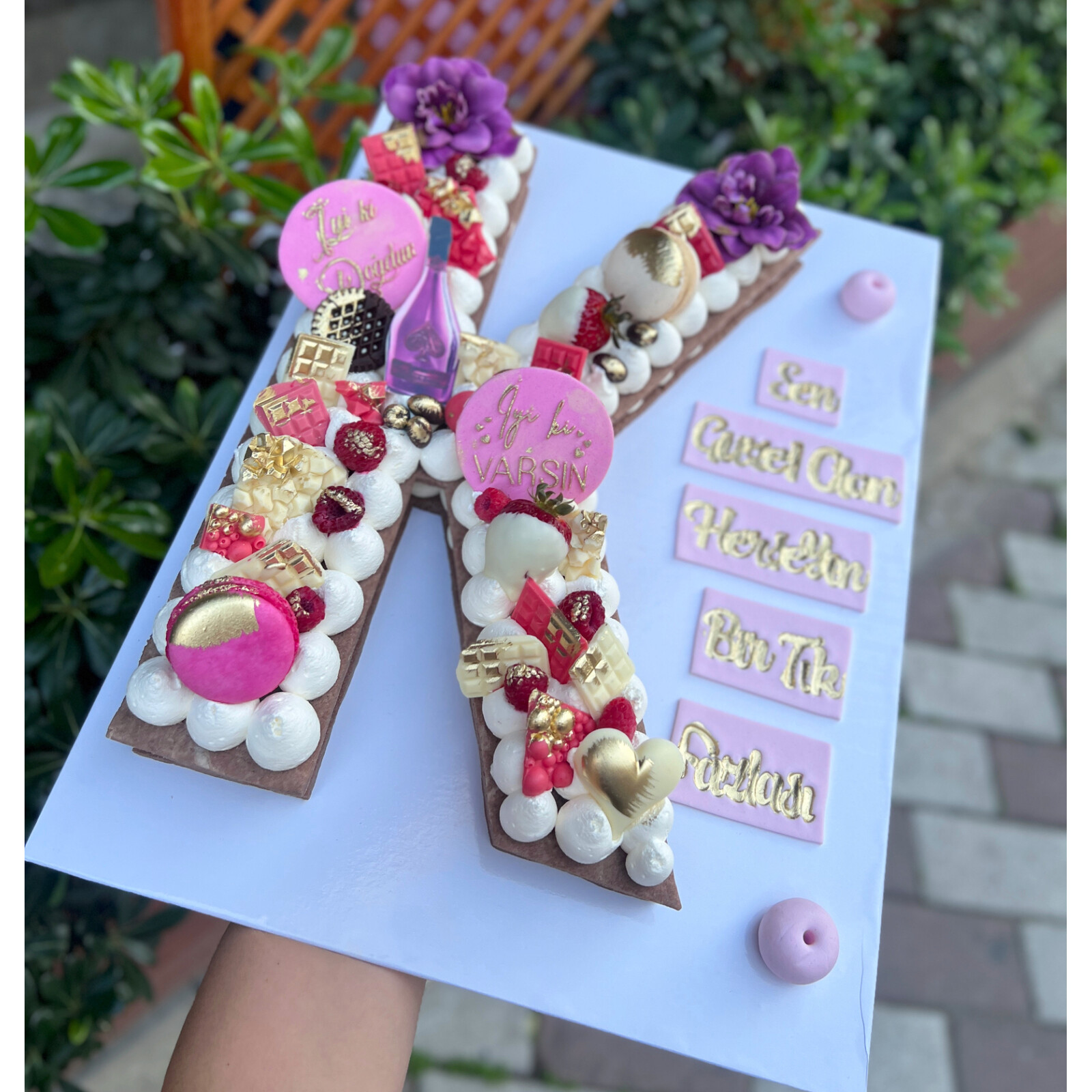 K Harf Kurabiye Pasta