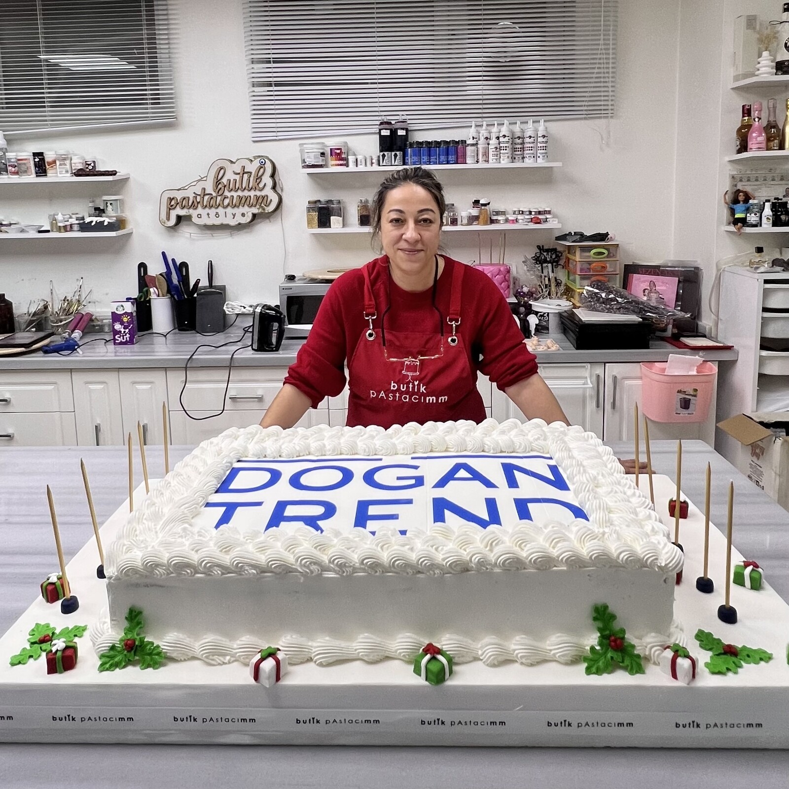 Kurumsal Yılbaşı Pastaları