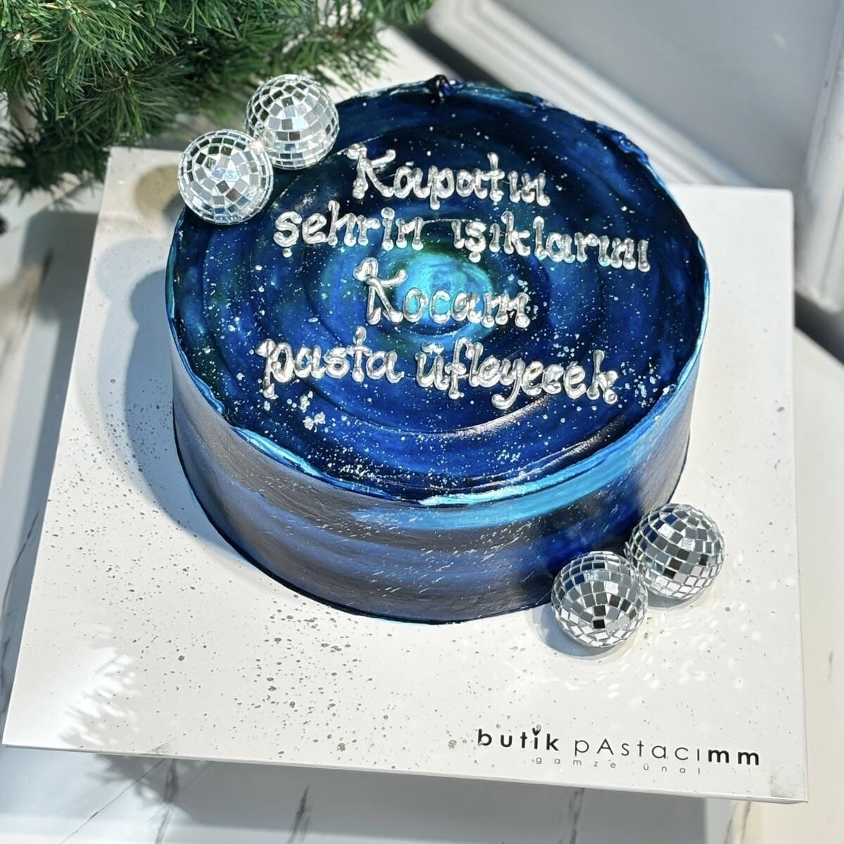 Mavi Disco Toplu Yazılı Pasta