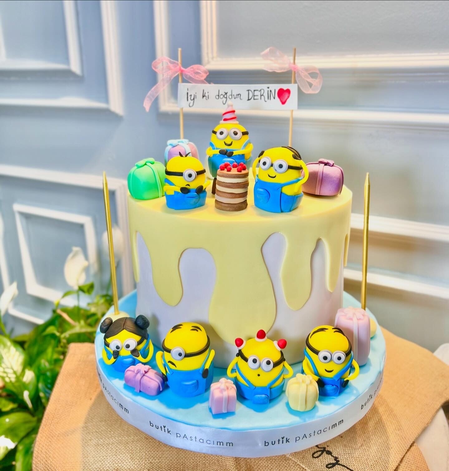 Minion Temalı Çocuk Pastası