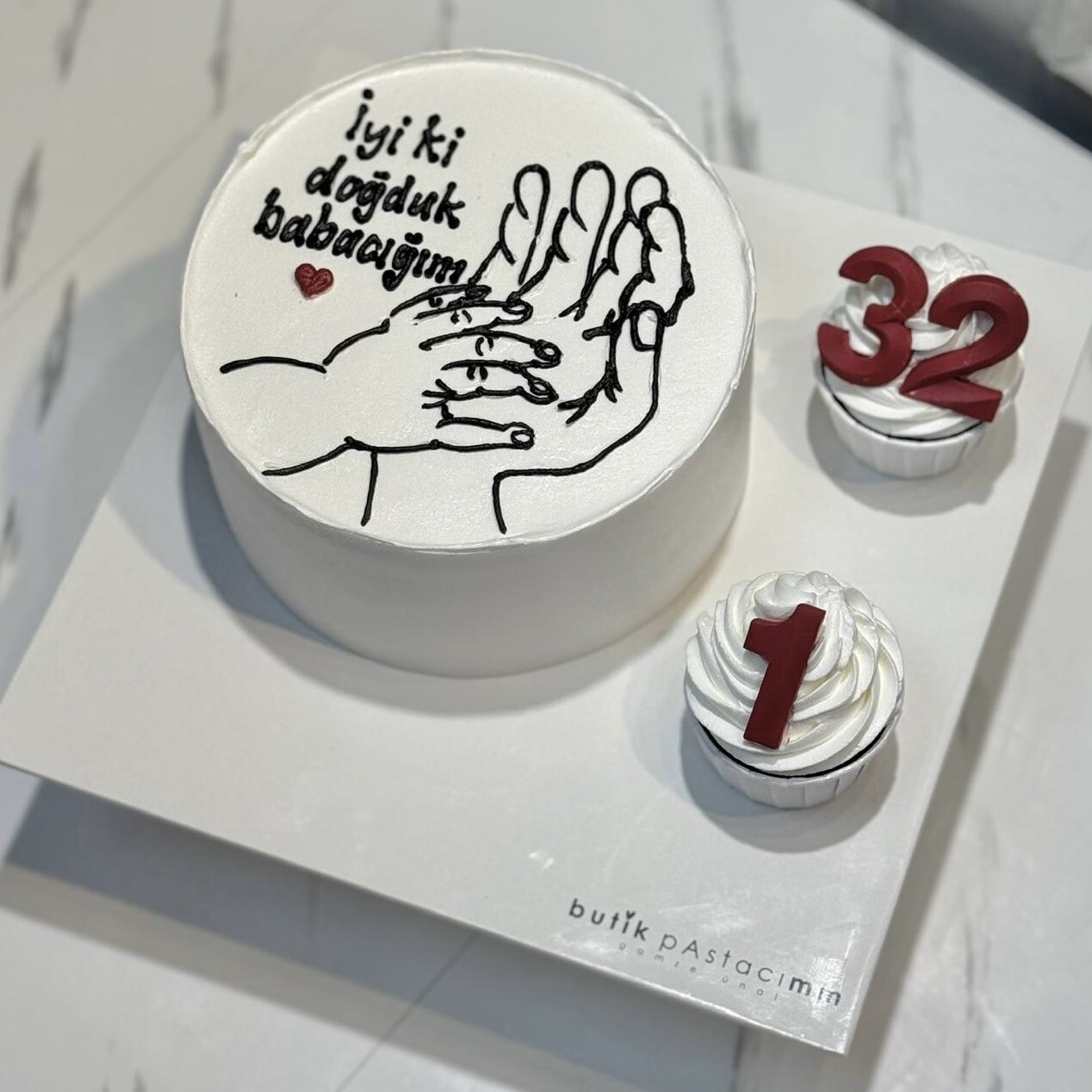 Pasta ve Cupcake Set (Baba Çocuk Pastası)