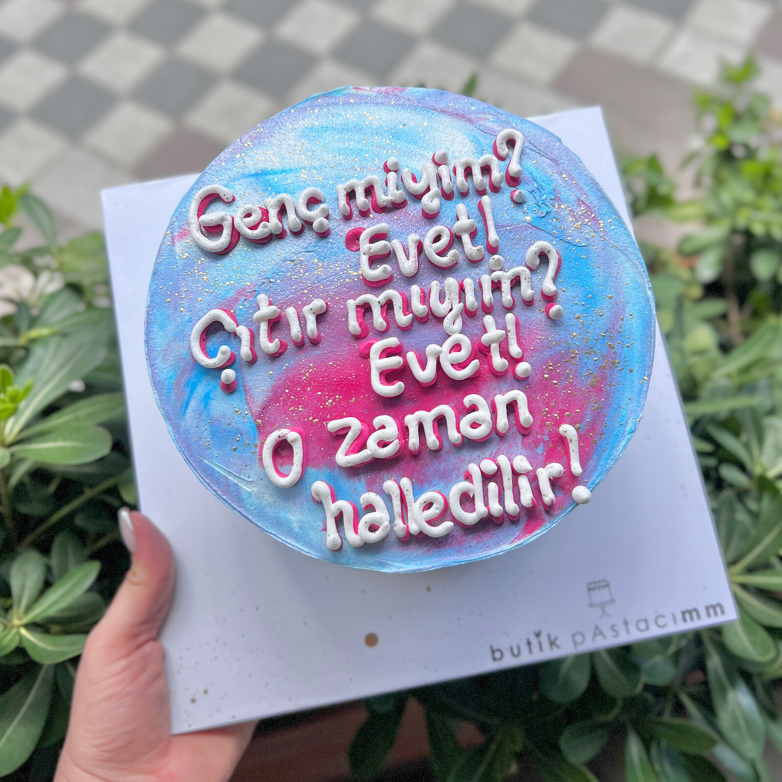 Pembe Mavi Detaylı Yazılı Pasta