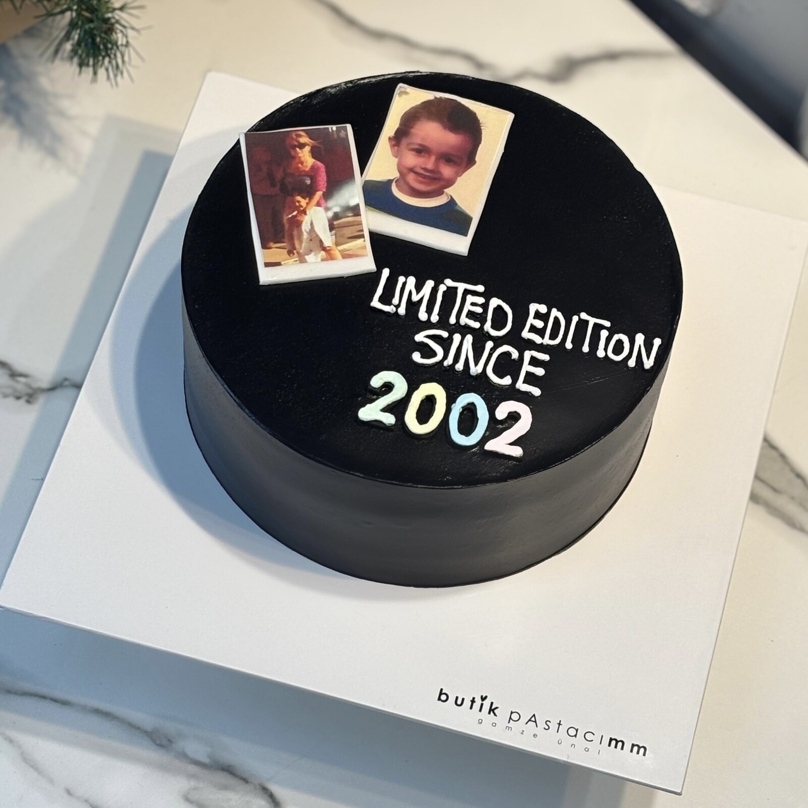 Polaroid Resimli Pasta (Siyah)