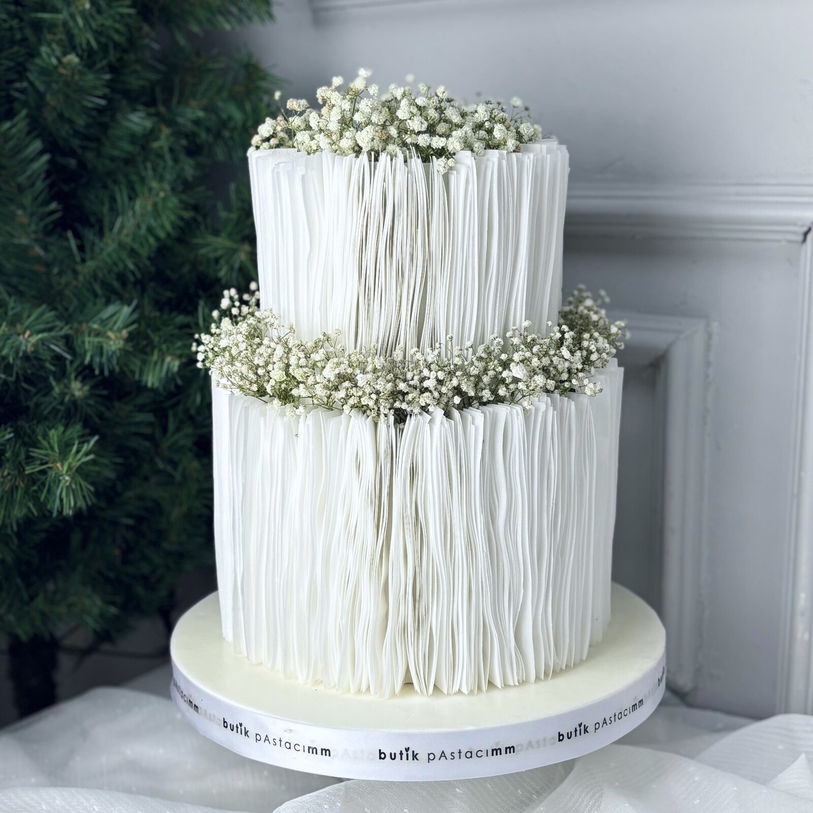 Wafer Paper Tasarımlı Nişan Pastası