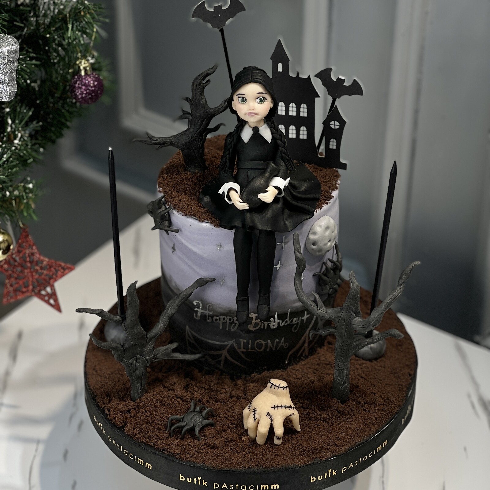 Wednesday Figürlü Çocuk Pastası