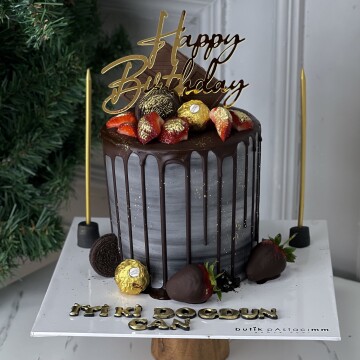 Antrasit Çikolata Akıtmalı Kremalı Erkek Pastası