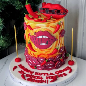 Aşkım Kapışmak Doğum Günü Pastası