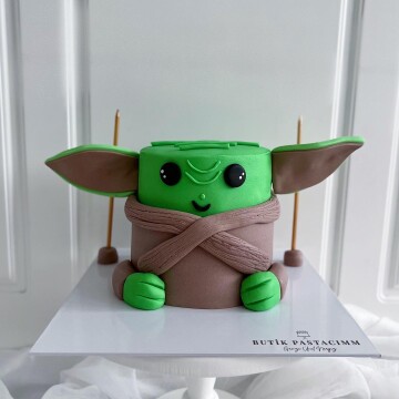 Baby Yoda Tasarımlı Pasta
