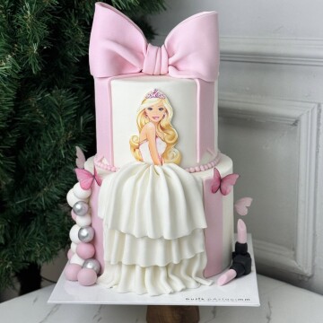 Barbie Kurdeleli Pasta