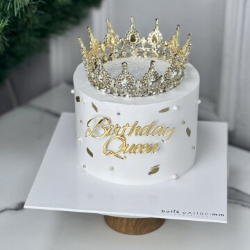 Birthday Queen Taçlı Pasta (Simli Pasta Üfleme)