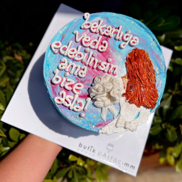 Bride To Be Yazılı Pasta