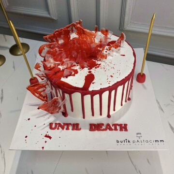 Cam Kırıkları Şekerli Tasarım Pasta