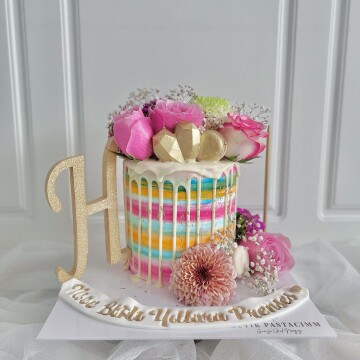 Çiçekli Kişiye Özel Pasta