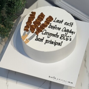 Çöp Şiş Çizimli Komik Yazılı Pasta