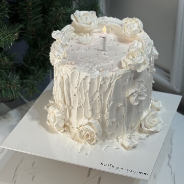 Eriyen Mum Pasta (Candle Cake)