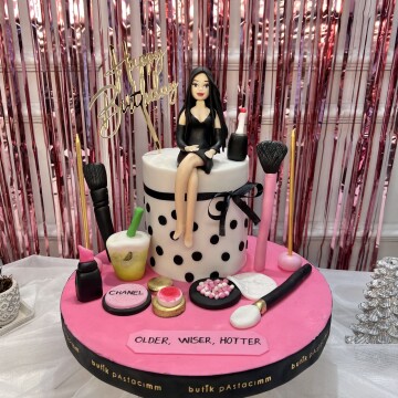 Figürlü Tasarım Pasta