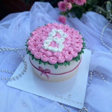 Kişiye Özel Harf Dizaynlı Sevgililer Günü Pastası