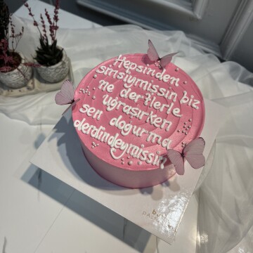 Komik Yazılı Hamile Pastası