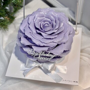 Lila Gül Şeker Hamurlu Pasta