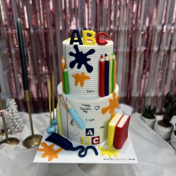 Öğretmenler Gününe Özel Tasarım Pasta