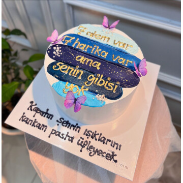 Renk Geçiş Detaylı Yazılı Pasta