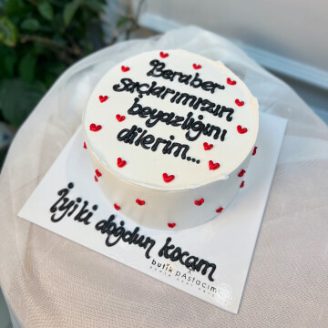 Romantik Yazılı Pasta