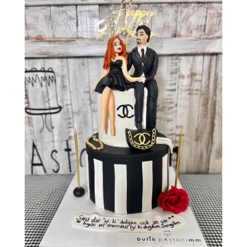 Sevgiliye Özel Figürlü Pasta