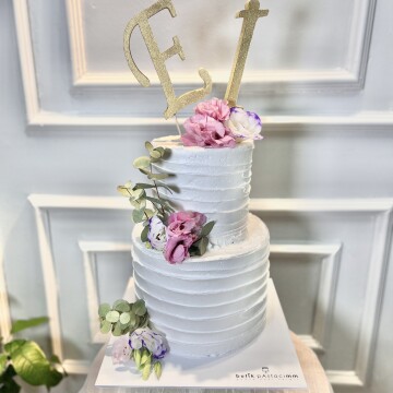 Soft Detaylı Nişan Pastası