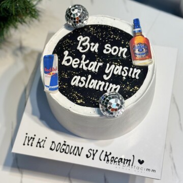 Son Bekar Yaşın Yazılı Pasta