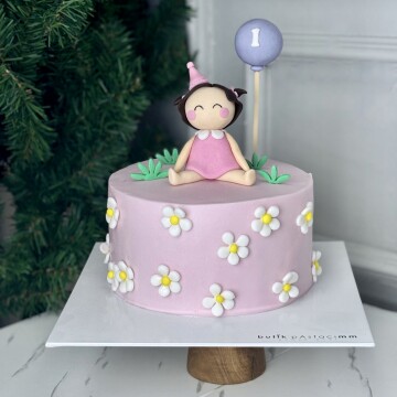 Tatlı Papatya Bir Yaş Pastası