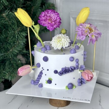 Trend Karışık Çiçekli Tasarım Pasta (Mor Geçişli)
